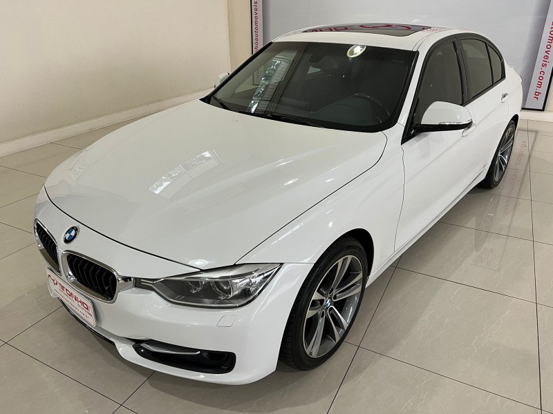 BMW 328IA SPORT 2.0 16V 4P 2013/2014 TONHO AUTOMÓVEIS LAJEADO / Carros no Vale