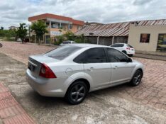 FORD FOCUS 2.0 16V FLEX 4P AUTOMÁTICO 2009/2009 AR MULTIMARCAS VENÂNCIO AIRES / Carros no Vale