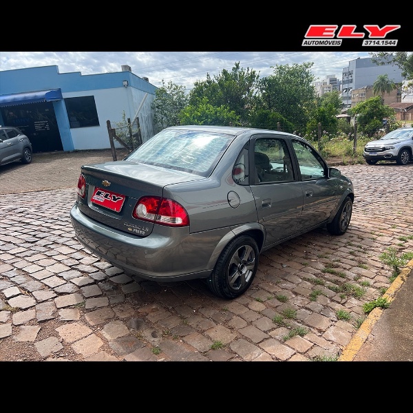 CHEVROLET CLASSIC 1.0 2014/2014 ELY AUTOMÓVEIS LAJEADO / Carros no Vale