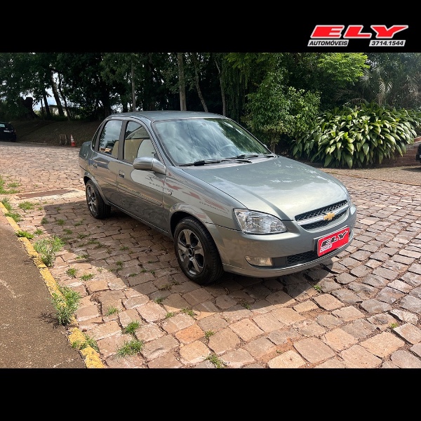 CHEVROLET CLASSIC 1.0 2014/2014 ELY AUTOMÓVEIS LAJEADO / Carros no Vale