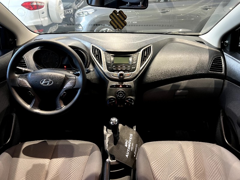 HYUNDAI HB20S 1.6 COMFORT 2015/2015 M&C AUTOMÓVEIS CAXIAS DO SUL / Carros no Vale