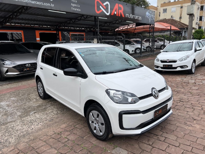 VOLKSWAGEN UP! 1.0 MPI TAKE UP 12V FLEX 4P MANUAL 2017/2018 AR MULTIMARCAS VENÂNCIO AIRES / Carros no Vale