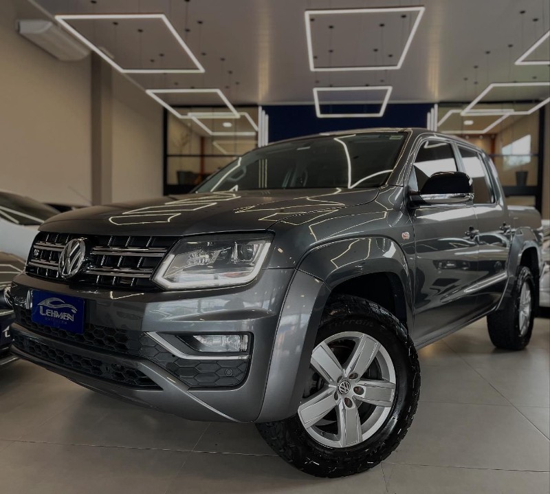 VOLKSWAGEN AMAROK 3.0 HIGHLINE 4X4 V6 2018/2018 LEHMEN VEÍCULOS VENÂNCIO AIRES / Carros no Vale