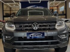 VOLKSWAGEN AMAROK 3.0 HIGHLINE 4X4 V6 2018/2018 LEHMEN VEÍCULOS VENÂNCIO AIRES / Carros no Vale