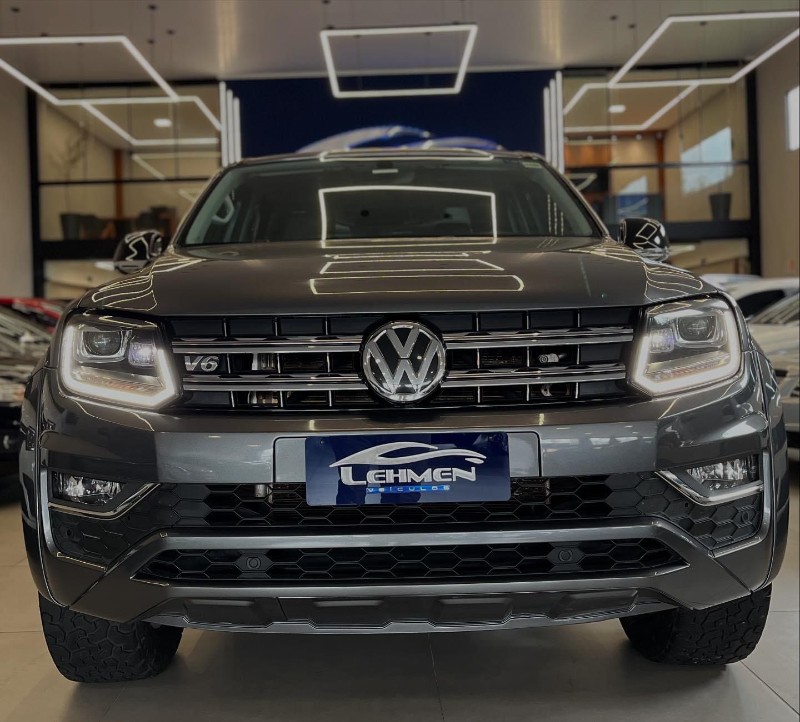 VOLKSWAGEN AMAROK 3.0 HIGHLINE 4X4 V6 2018/2018 LEHMEN VEÍCULOS VENÂNCIO AIRES / Carros no Vale