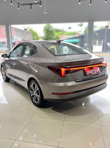 HYUNDAI HB20S 1.0 TGDI FLEX PLATINUM AUTOMÁTICO 2023/2024 JM AUTOMÓVEIS VENÂNCIO AIRES / Carros no Vale