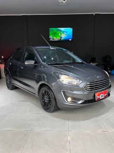 FORD KA 1.5 SEDAN TITANIUM 12V 2018/2019 JM AUTOMÓVEIS VENÂNCIO AIRES / Carros no Vale