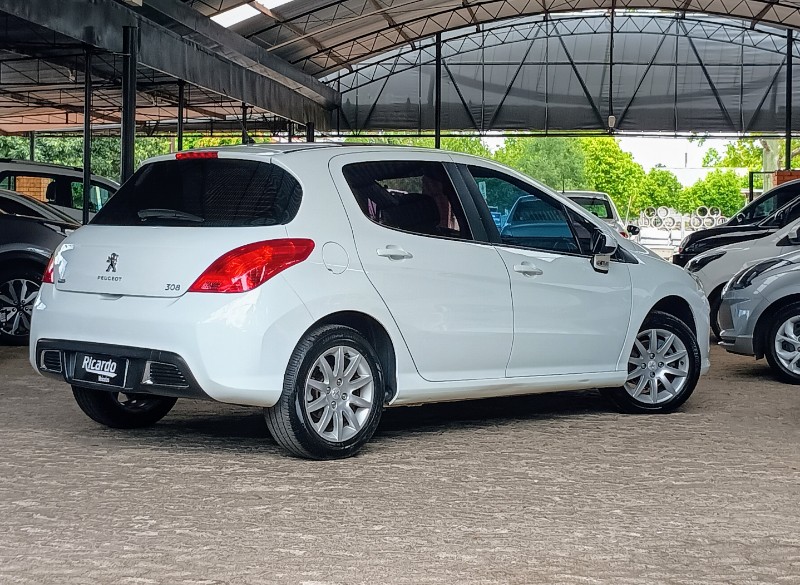 PEUGEOT 308 1.6 ACTIVE 16V FLEX 4P MANUAL 2014/2014 RICARDO VEÍCULOS TEUTÔNIA / Carros no Vale