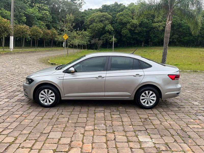 VOLKSWAGEN VIRTUS COMFORTLINE 200 TSI 1.0 2022/2022 BOSCO AUTOMÓVEIS GUAPORÉ / Carros no Vale