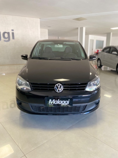 VOLKSWAGEN FOX 1.6 COMPLETO 2012/2013 MALAGGI VEÍCULOS ENCANTADO / Carros no Vale