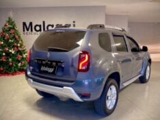 RENAULT DUSTER DYNAMIQUE 1.6 FLEX 16V MEC. 2016/2017 MALAGGI VEÍCULOS ENCANTADO / Carros no Vale