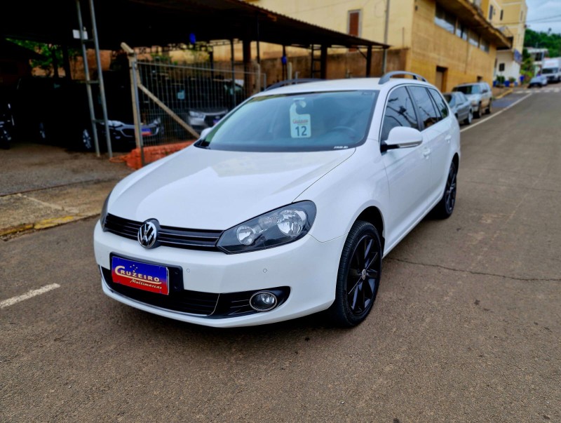 VOLKSWAGEN JETTA 2.5 I VARIANT 20V 170CV TIPTRONIC 2012/2012 CRUZEIRO MULTIMARCAS CRUZEIRO DO SUL / Carros no Vale