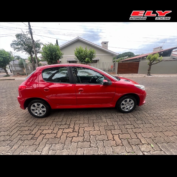 PEUGEOT 207 1.4 ACTIVE 8V 2014/2014 ELY AUTOMÓVEIS LAJEADO / Carros no Vale