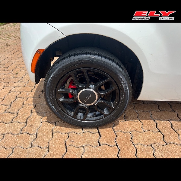 FIAT 500 1.4 CULT 2013/2013 ELY AUTOMÓVEIS LAJEADO / Carros no Vale