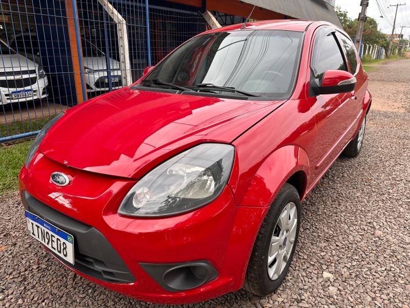 FORD KA 1.0 2013/2013 MENEGHINI VEÍCULOS ARROIO DO MEIO / Carros no Vale