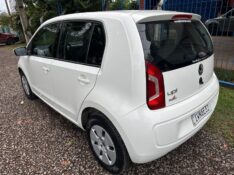 VOLKSWAGEN UP! MOVE 1.0 2015/2015 MENEGHINI VEÍCULOS ARROIO DO MEIO / Carros no Vale