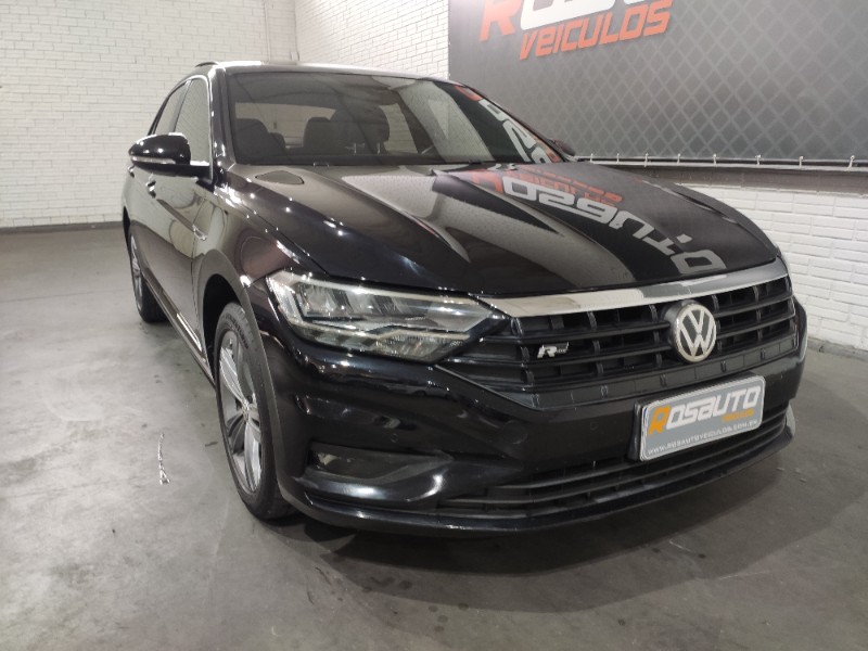 VOLKSWAGEN VW/JETTA R-LINE 250 TSI 1.4 2019/2019 ROSAUTO VEÍCULOS VENÂNCIO AIRES / Carros no Vale