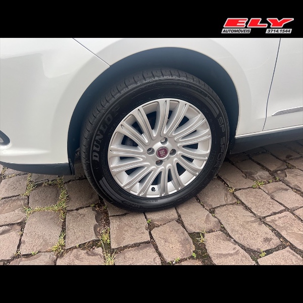 FIAT GRAND SIENA ESSENCE 1.6 FLEX 16V 2015/2015 ELY AUTOMÓVEIS LAJEADO / Carros no Vale