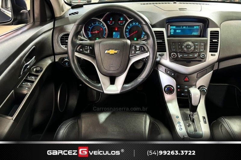 CHEVROLET CRUZE 1.8 LT 16V 2014/2014 GARCEZ VEÍCULOS BENTO GONÇALVES / Carros no Vale