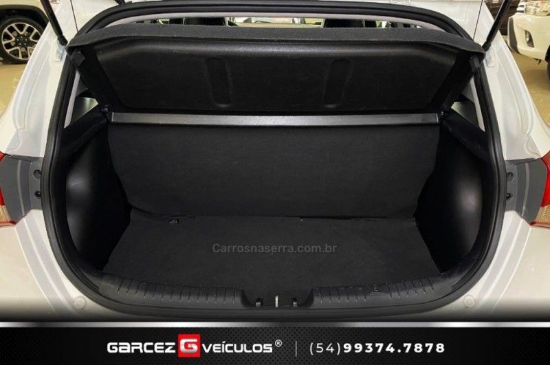 HYUNDAI HB20 1.0 COMFORT STYLE 12V 2016/2017 GARCEZ VEÍCULOS BENTO GONÇALVES / Carros no Vale