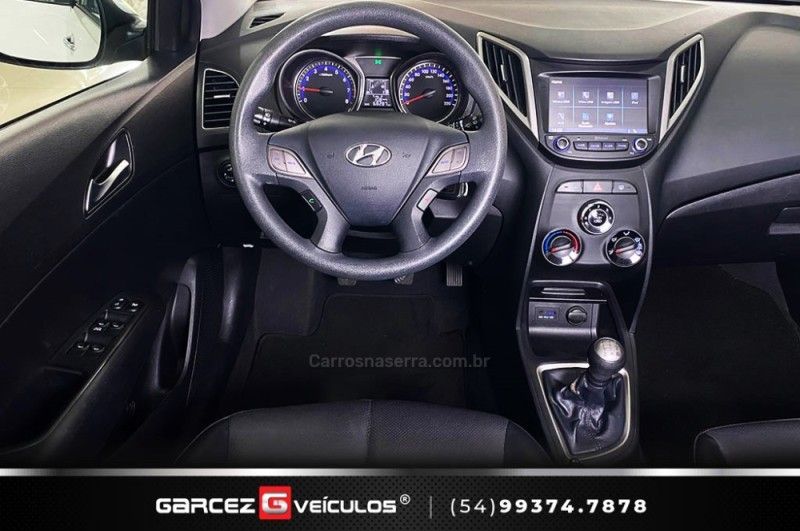 HYUNDAI HB20 1.0 COMFORT STYLE 12V 2016/2017 GARCEZ VEÍCULOS BENTO GONÇALVES / Carros no Vale