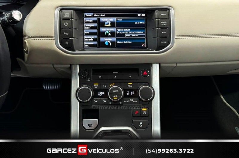 LAND ROVER RANGE ROVER EVOQUE 2.0 PRESTIGE 4WD 16V 2014/2014 GARCEZ VEÍCULOS BENTO GONÇALVES / Carros no Vale