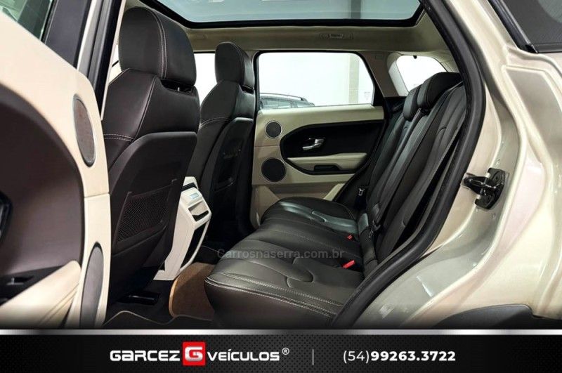 LAND ROVER RANGE ROVER EVOQUE 2.0 PRESTIGE 4WD 16V 2014/2014 GARCEZ VEÍCULOS BENTO GONÇALVES / Carros no Vale