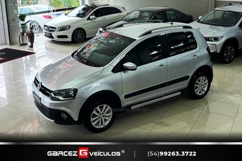 VOLKSWAGEN CROSSFOX 1.6 MI 8V AUTOMATIZADO 2013/2013 GARCEZ VEÍCULOS BENTO GONÇALVES / Carros no Vale