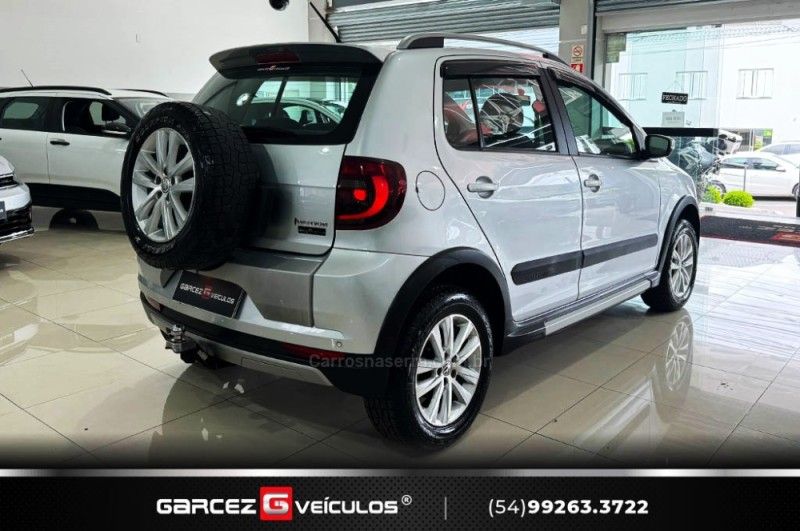 VOLKSWAGEN CROSSFOX 1.6 MI 8V AUTOMATIZADO 2013/2013 GARCEZ VEÍCULOS BENTO GONÇALVES / Carros no Vale