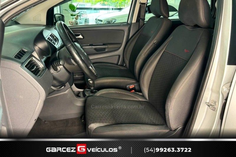 VOLKSWAGEN CROSSFOX 1.6 MI 8V AUTOMATIZADO 2013/2013 GARCEZ VEÍCULOS BENTO GONÇALVES / Carros no Vale