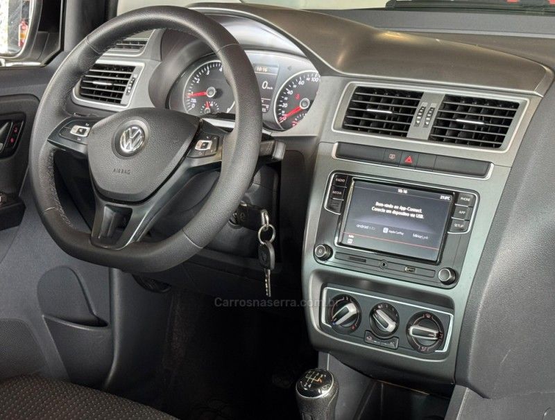 VOLKSWAGEN FOX 1.6 CONNECT 8V 2018/2019 GRIFFCAR MULTIMARCAS DOIS IRMÃOS / Carros no Vale