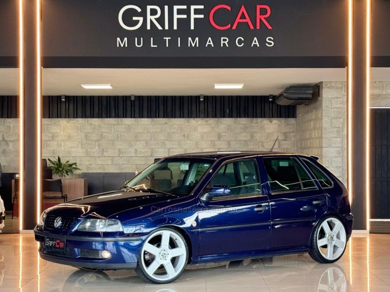 VOLKSWAGEN GOL 1.0 MI SPORT 16V G.III 2002/2002 GRIFFCAR MULTIMARCAS DOIS IRMÃOS / Carros no Vale