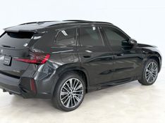 BMW X1 2.0 SDRIVE20I M SPORT 16V TURBO 2022/2023 FOCAR VEÍCULOS CAXIAS DO SUL / Carros no Vale