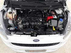 FORD KA 1.5 TRAIL 16V 2017/2018 FOCAR VEÍCULOS CAXIAS DO SUL / Carros no Vale