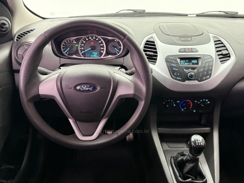 FORD KA 1.5 TRAIL 16V 2017/2018 FOCAR VEÍCULOS CAXIAS DO SUL / Carros no Vale