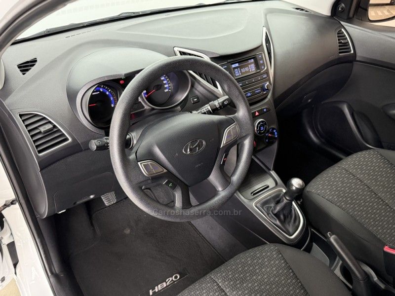 HYUNDAI HB20 1.0 UNIQUE 12V 2018/2019 FOCAR VEÍCULOS CAXIAS DO SUL / Carros no Vale