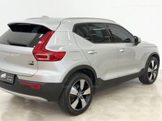 VOLVO XC 40 2.0 T5 MOMENTUM AWD GEARTRONIC 2018/2019 FOCAR VEÍCULOS CAXIAS DO SUL / Carros no Vale