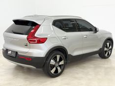 VOLVO XC 40 2.0 T5 MOMENTUM AWD GEARTRONIC 2018/2019 FOCAR VEÍCULOS CAXIAS DO SUL / Carros no Vale