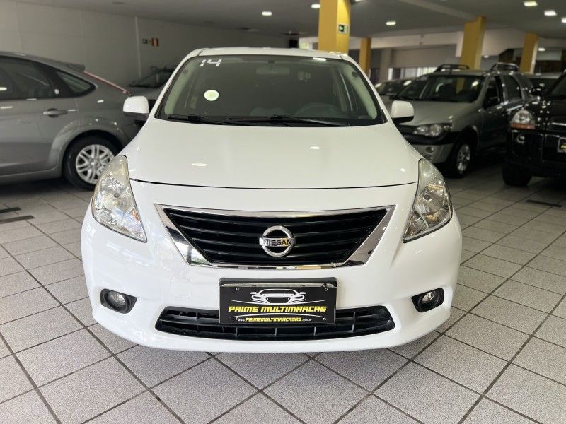 NISSAN VERSA 1.6 16V SV 2014/2014 PRIME MULTIMARCAS CAXIAS DO SUL / Carros no Vale