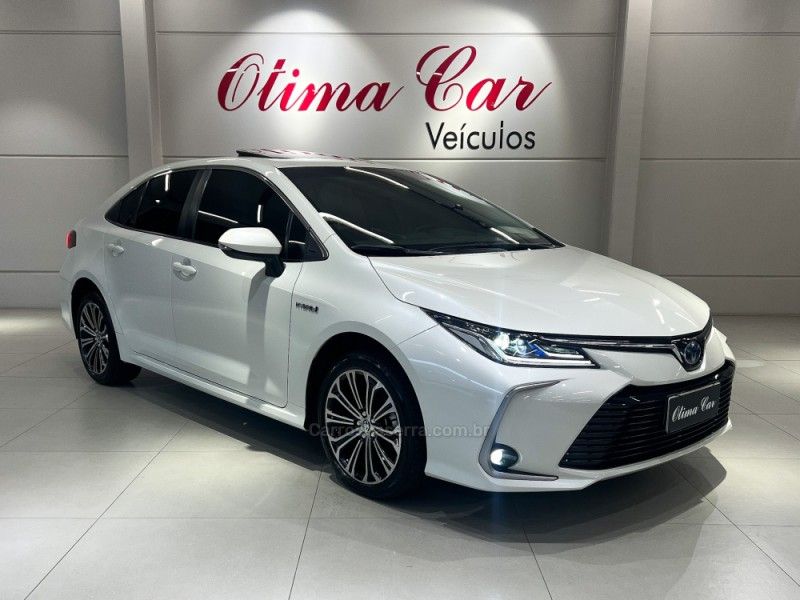 TOYOTA COROLLA 1.8 ALTIS PREMIUM 16V HÍBRIDO 2019/2020 ÓTIMA CAR FLORES DA CUNHA / Carros no Vale