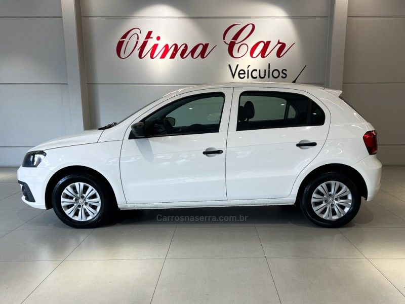 VOLKSWAGEN GOL 1.0 12V MPI TOTALFLEX TRENDLINE 2017/2018 ÓTIMA CAR FLORES DA CUNHA / Carros no Vale