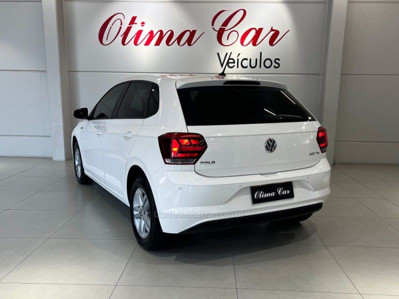 VOLKSWAGEN POLO 1.0 200 TSI COMFORTLINE 2020/2021 ÓTIMA CAR FLORES DA CUNHA / Carros no Vale