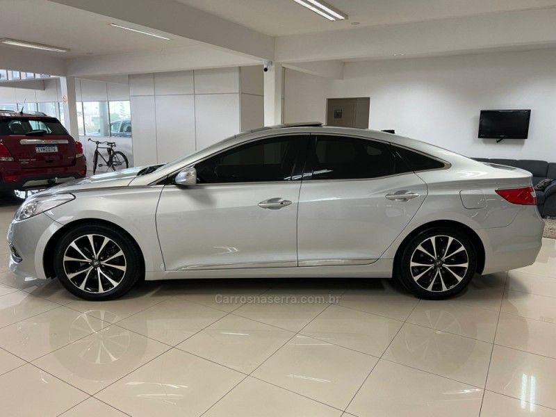 HYUNDAI AZERA 3.0 MPFI GLS V6 24V 2015/2016 CIMIRRO AUTOMÓVEIS TAQUARA / Carros no Vale