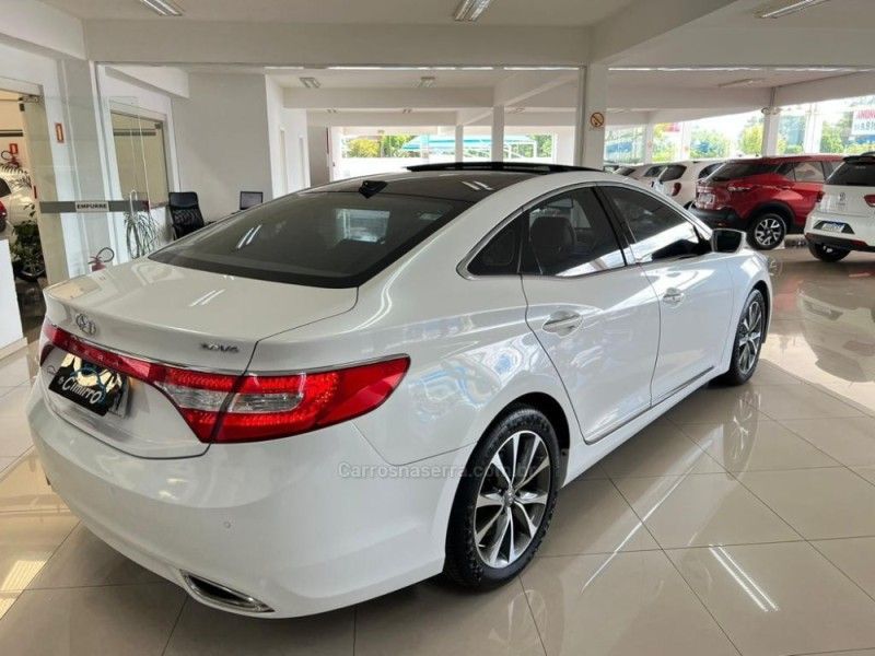 HYUNDAI AZERA 3.0 MPFI GLS V6 24V 2015/2016 CIMIRRO AUTOMÓVEIS TAQUARA / Carros no Vale