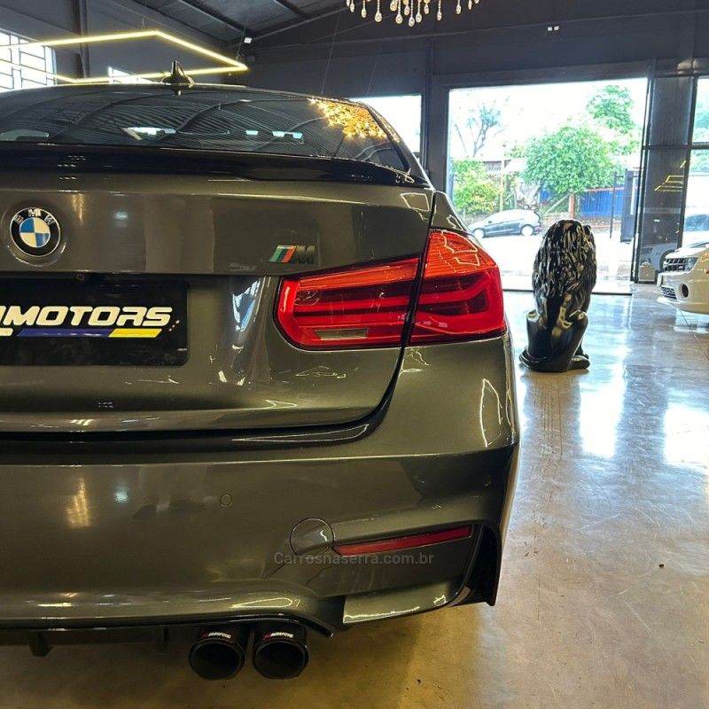 BMW 328I 2.0 GT M SPORT 16V 2015/2015 DL MOTORS LAJEADO / Carros no Vale