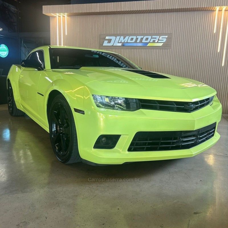 CHEVROLET CAMARO 6.2 2SS V8 2014/2014 DL MOTORS LAJEADO / Carros no Vale