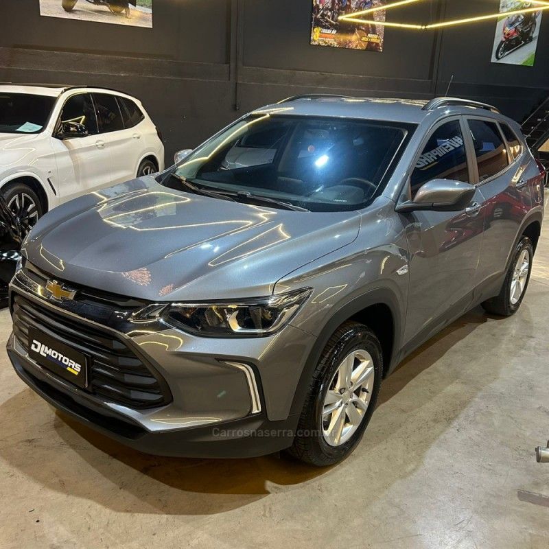 CHEVROLET TRACKER 1.0 12V TURBO 2022/2023 DL MOTORS LAJEADO / Carros no Vale