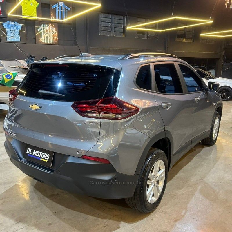 CHEVROLET TRACKER 1.0 12V TURBO 2022/2023 DL MOTORS LAJEADO / Carros no Vale