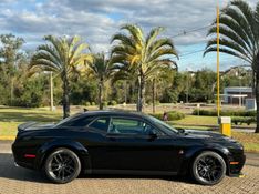 DODGE CHALLENGER 6.4 SRT8 HEMI V8 16V 2019/2019 DL MOTORS LAJEADO / Carros no Vale