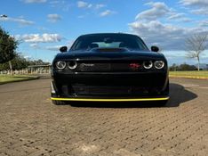 DODGE CHALLENGER 6.4 SRT8 HEMI V8 16V 2019/2019 DL MOTORS LAJEADO / Carros no Vale